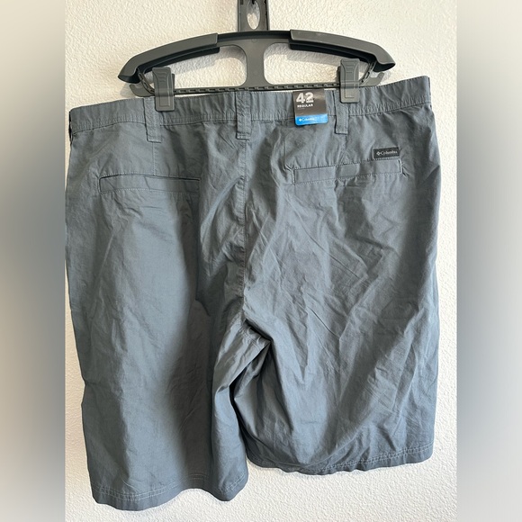 Columbia‎ Men's Washed Out™ Shorts Size 42 Regular 10” Inseam NWT Gray Chino - Picture 2 of 8
